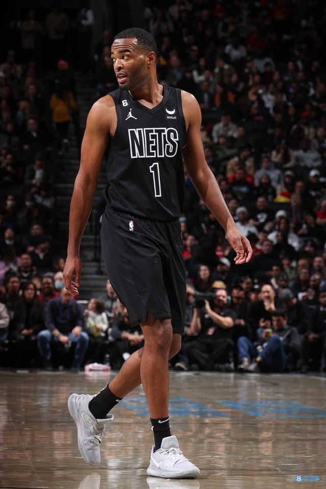 稳健的罚球 稳健的罚球